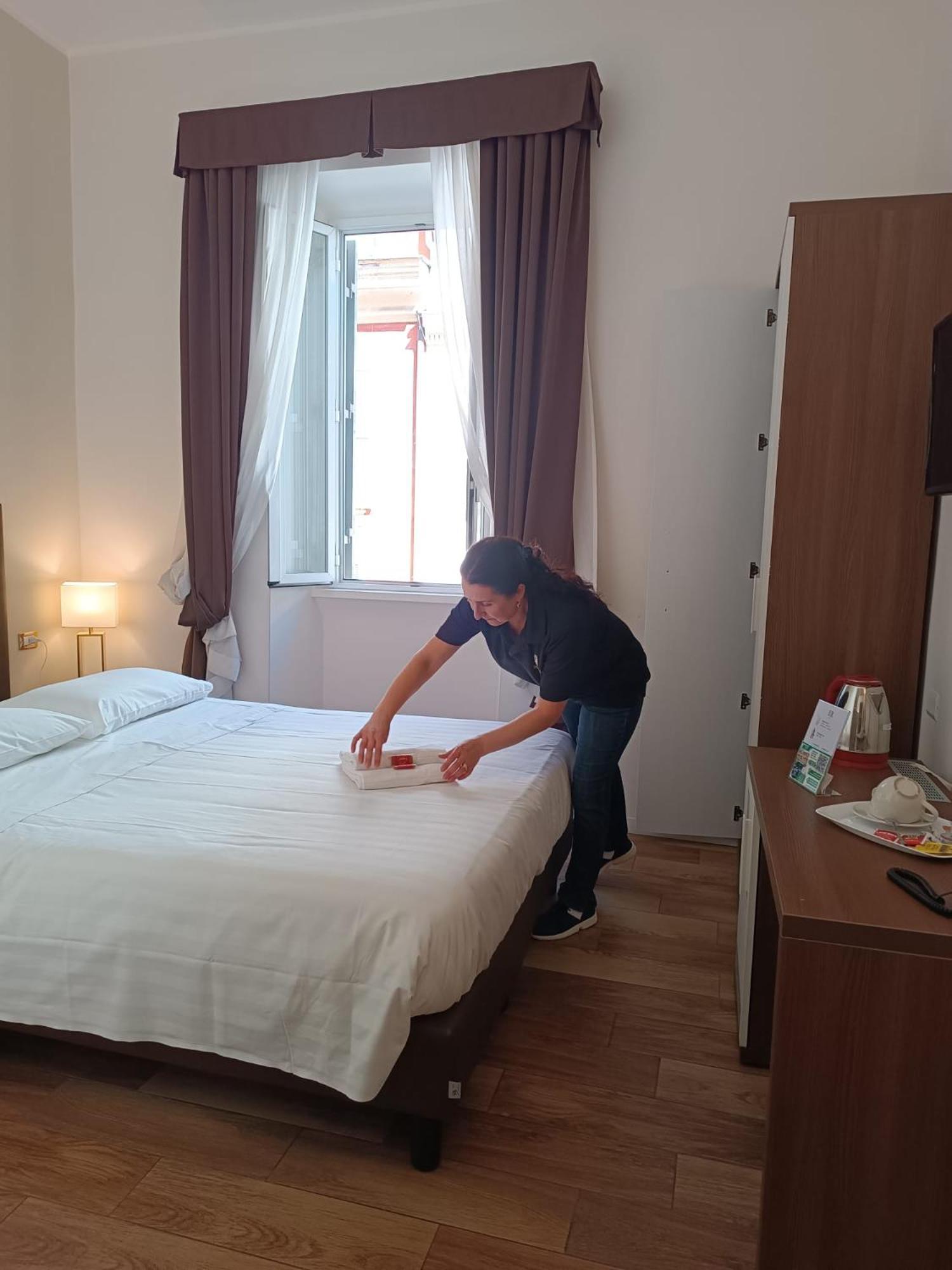 Elegant Rooms Roma - Guest House מראה חיצוני תמונה