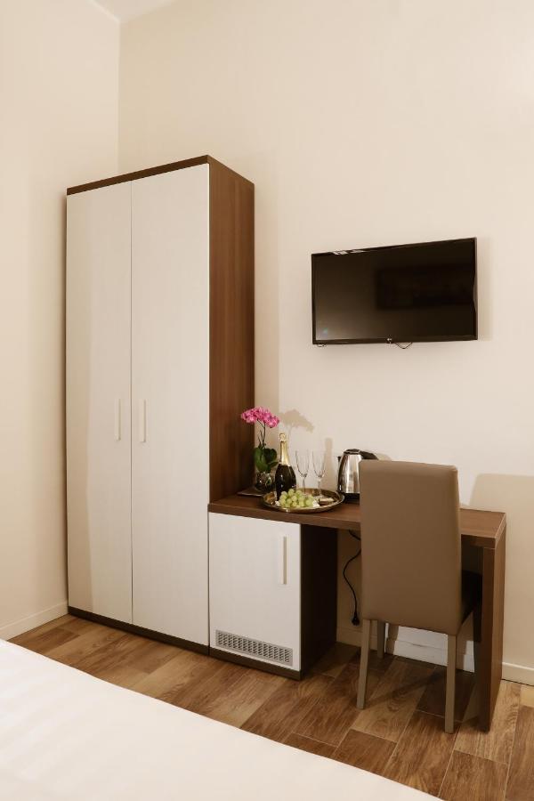 Elegant Rooms Roma - Guest House מראה חיצוני תמונה